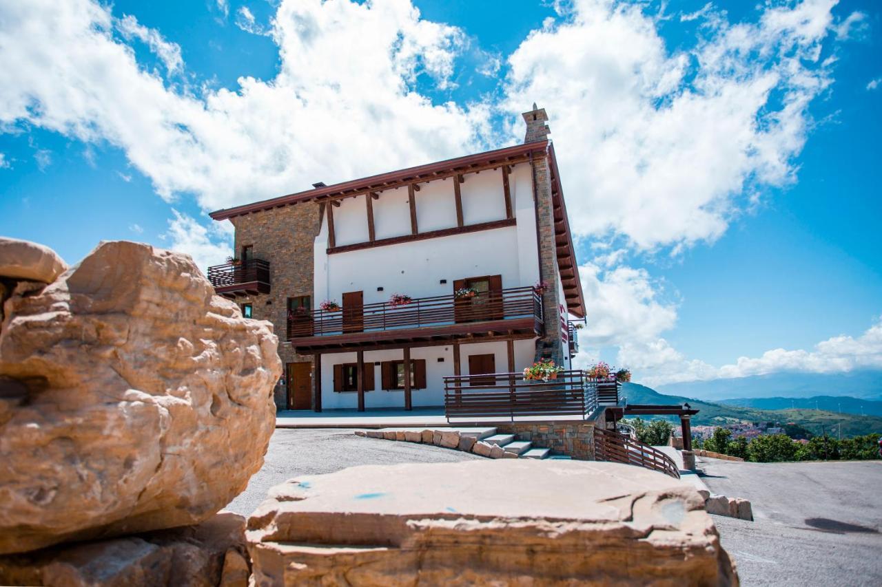 Hotel Monte Campo Capracotta Esterno foto