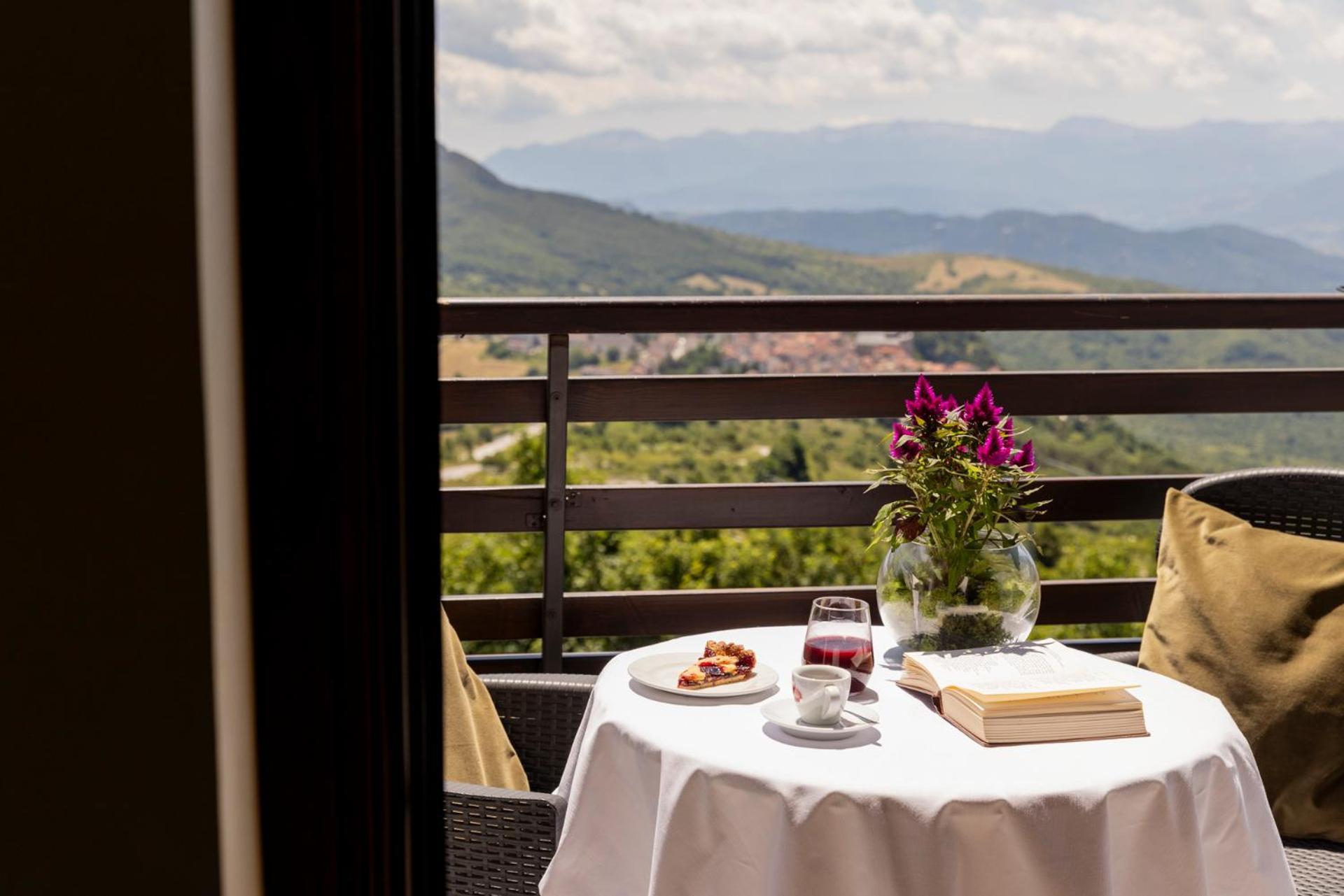 Hotel Monte Campo Capracotta Esterno foto